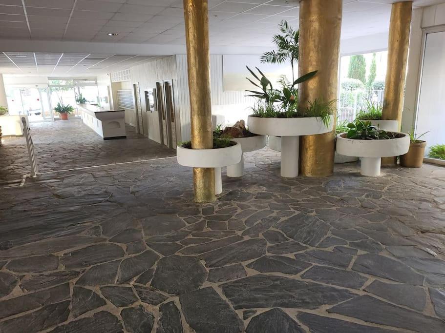 Superbe apartement en residence avec piscine Roses Extérieur photo