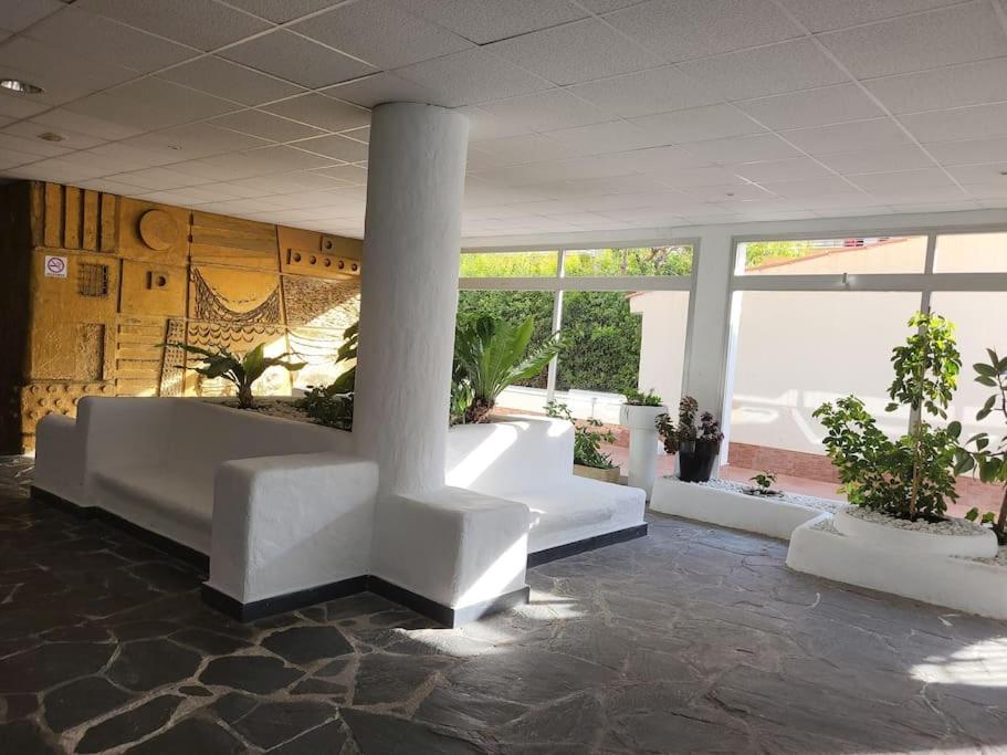 Superbe apartement en residence avec piscine Roses Extérieur photo